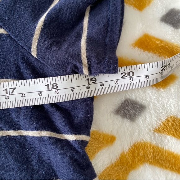 Chaser. Blue and white striped red with open back. - Picture 7 of 7